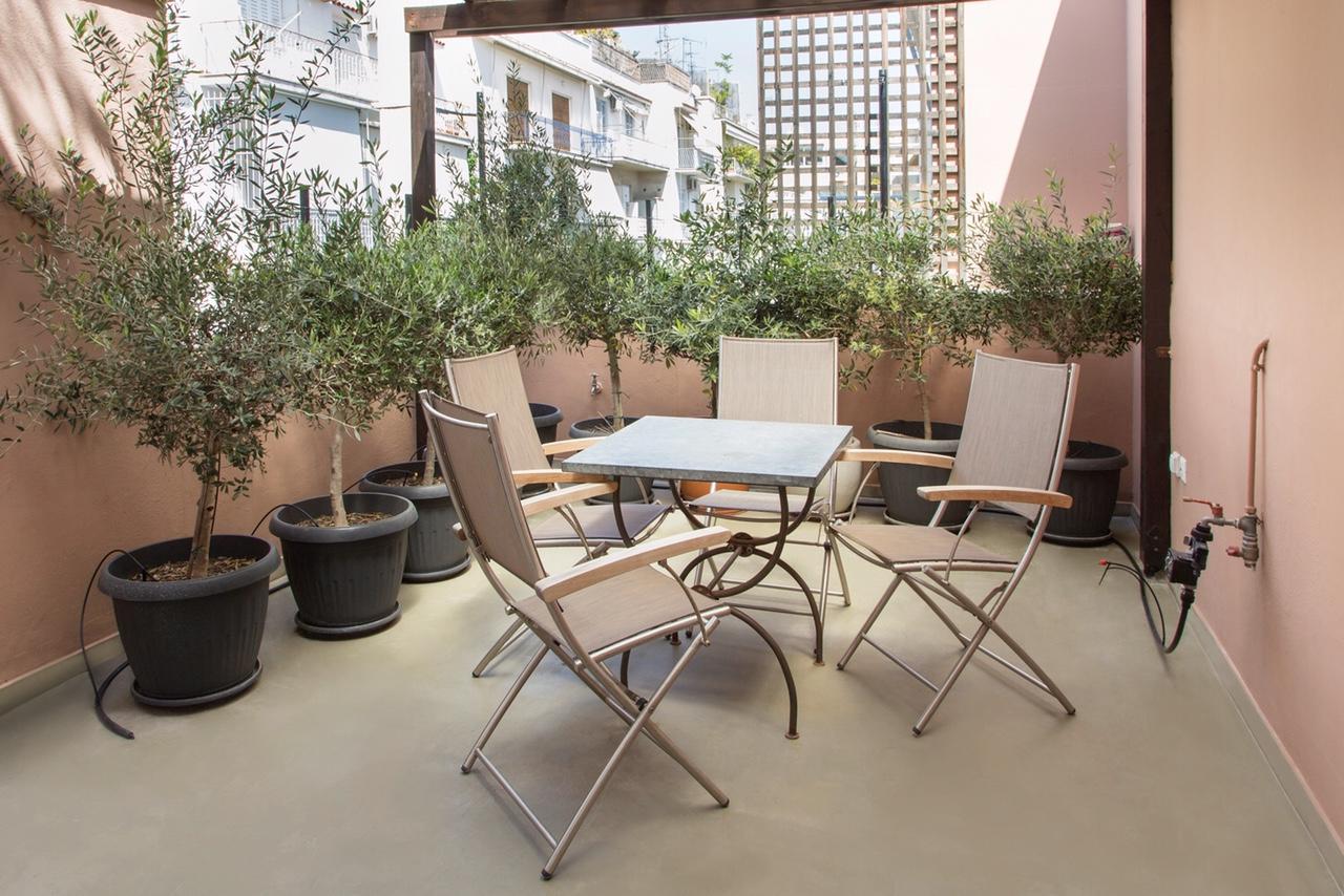 Beautiful Penthouse In Athens With Outside Jacuzzi Lägenhet Exteriör bild