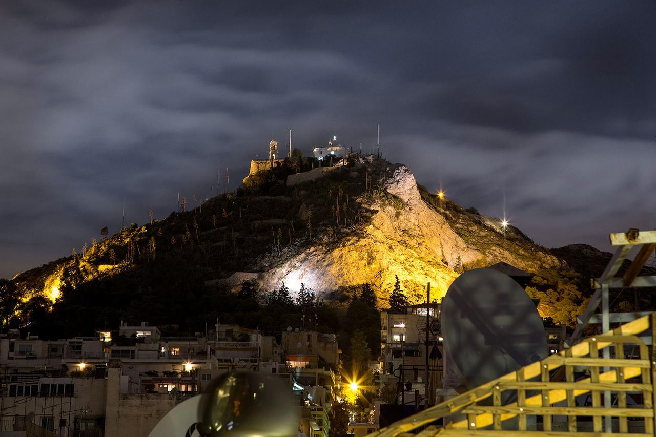 Beautiful Penthouse In Athens With Outside Jacuzzi Lägenhet Exteriör bild